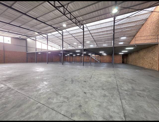 2,849M² WAREHOUSE TO LET IN ORMONDE